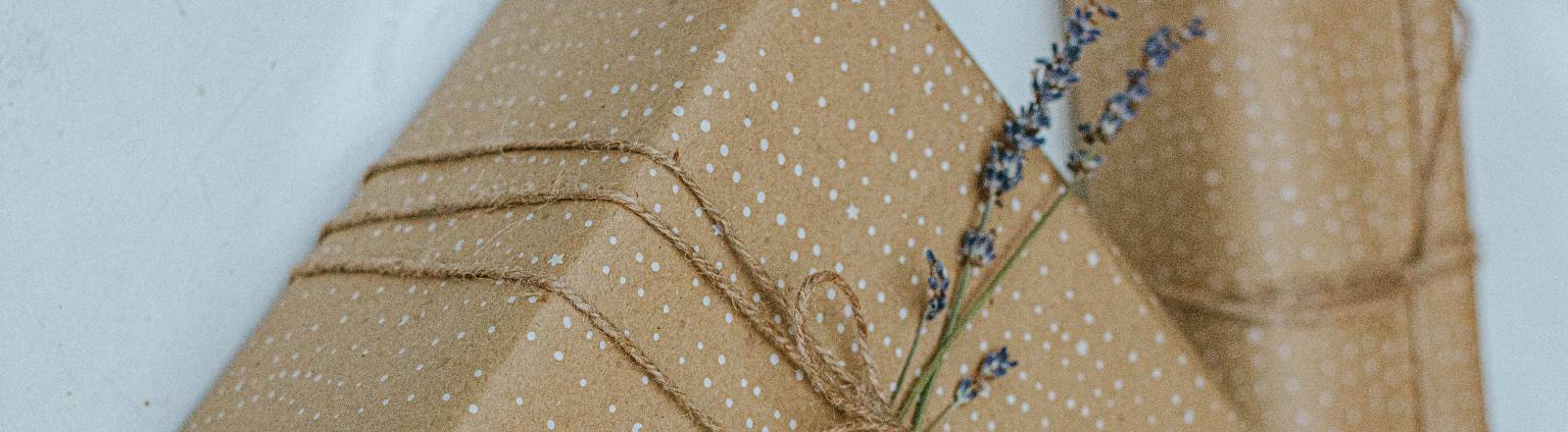 Emballages cadeau & cartes
